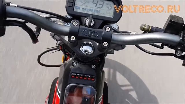 Электроскутер Enduro V1 Разгон с места Тест Voltreco.ru 2016 смотреть онлайн