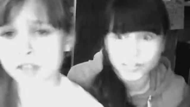 КАТЯ Т. И НАСТЯ Л. ПОЮТ)ААХА ПЕСНЯ .. смотреть онлайн