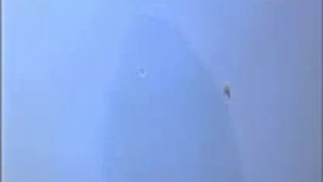 Bullet Splits in Two 1 смотреть онлайн