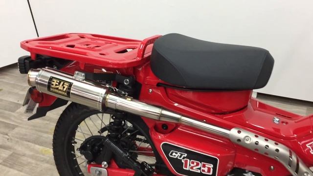 Honda Hunter Cub CT125 with Yoshimura high side exhaust revving and at idle смотреть онлайн