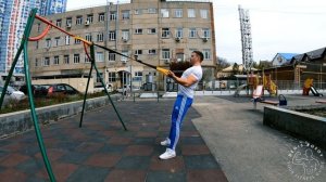 ПРИСЕДАНИЯ В ПЕТЛЯХ TRX
