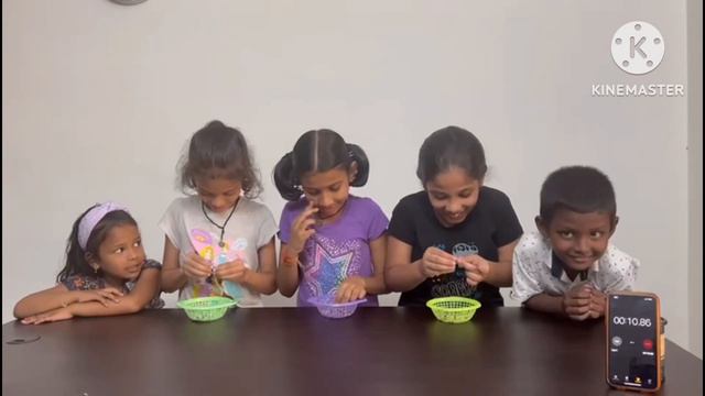 Sticker game with kids смотреть онлайн