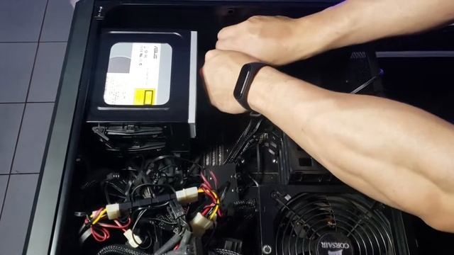 CORSAIR SP140 RGB PRO - Instalação смотреть онлайн