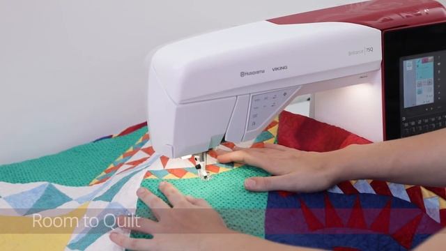 Poczuj różnicę dzięki maszynie do szycia Husqvarna Viking Brilliance™ 75Q смотреть онлайн