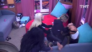 Дом-2: Ты не будешь общаться с моим мужчиной!