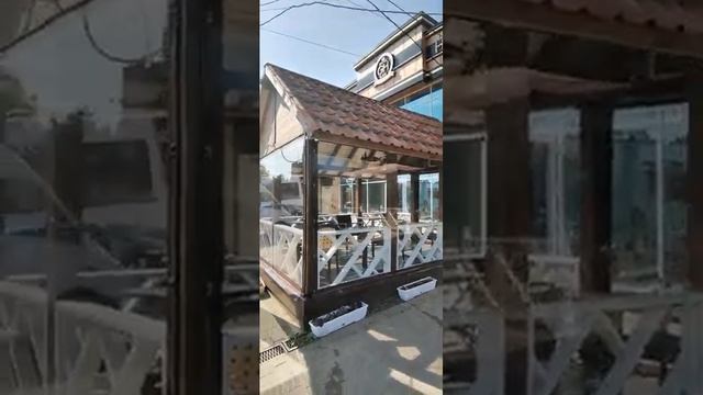 закрыли беседку в круг мягкими окнами??? смотреть онлайн