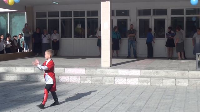 1 сентября 2016 г. (Лезгинка соло Кирилл) смотреть онлайн