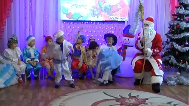 НОВЫЙ ГОД леськи смотреть онлайн