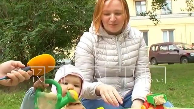 Первые из запланированных 100 детских площадок установлены в Автозаводском районе смотреть онлайн