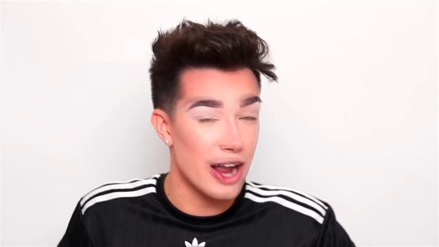 Макияж лица только матовой жидкой помадой. Джеймс Чарльз на русском смотреть онлайн