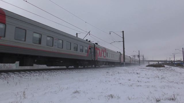 Тепловоз ТЭП70БС-177 с пассажирским смотреть онлайн