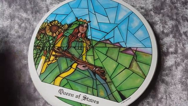 Tarot of the Cloisters flipthrough смотреть онлайн