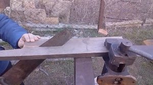 как сделать автомат из дерева (моё первое видео)