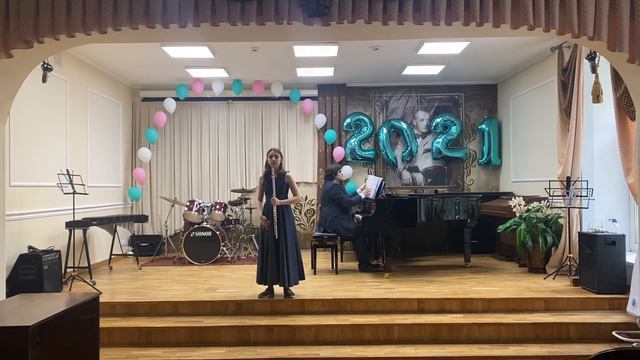 В.Попп -Испанский концерт1,В.Сапаров - Alla tango Исп.Бекяшева Мария(фл),Дмитрий Котенко(фортепиано смотреть онлайн