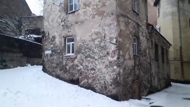 Улочками Выборга. Самый древний дом страны. смотреть онлайн