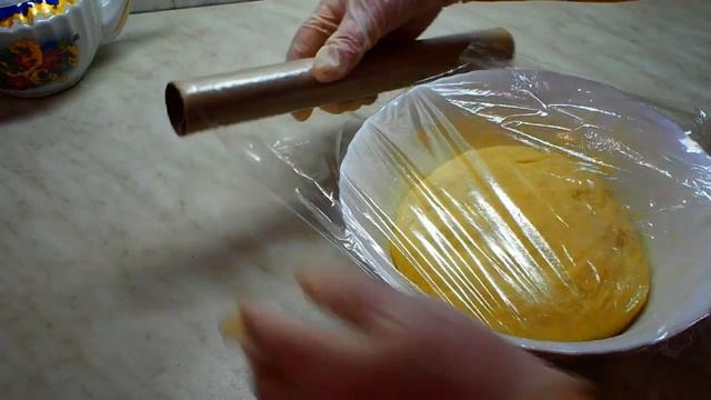 БУЛОЧКИ ТВОРОЖНЫЕ С ИЗЮМОМ смотреть онлайн