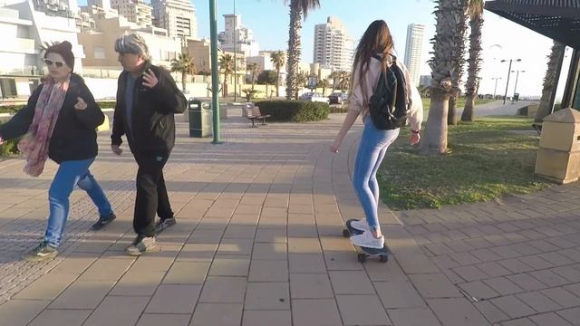 ?Прыжок с Парашютом! Наташа упала в море? смотреть онлайн