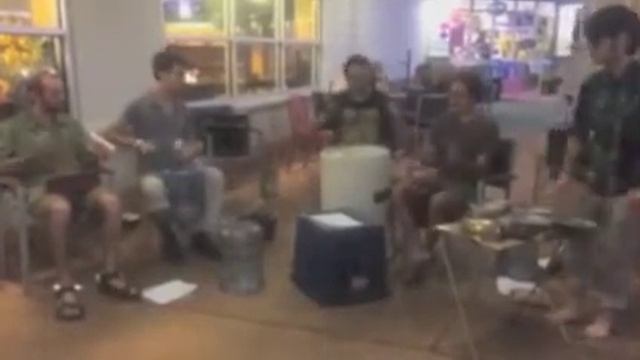 Trashtronauts "Fanga" @ Whole Foods смотреть онлайн