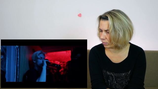 MNOGOZNAAL - ГОСТИНИЦА КОСМОС (Реакция МАМЫ) смотреть онлайн