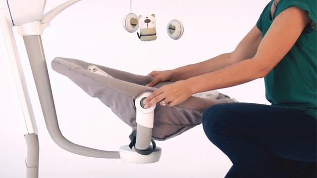 Joie Serina Swivel Features