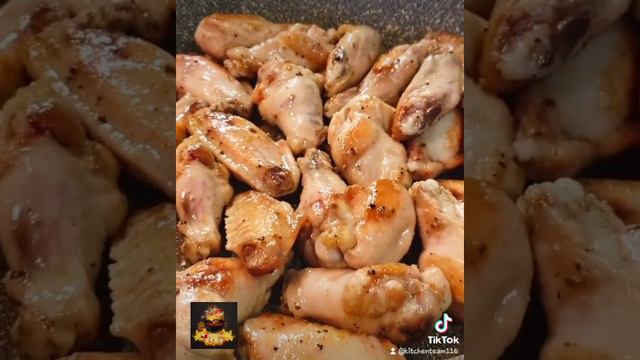 Куриные крылышки в сливочном соусе