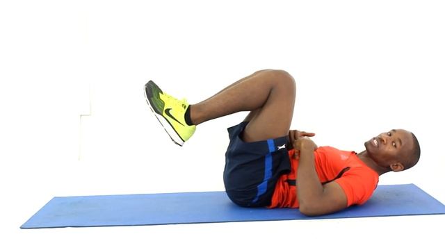 How to Do Crunch Kicks | Exercise of The Day #25 смотреть онлайн