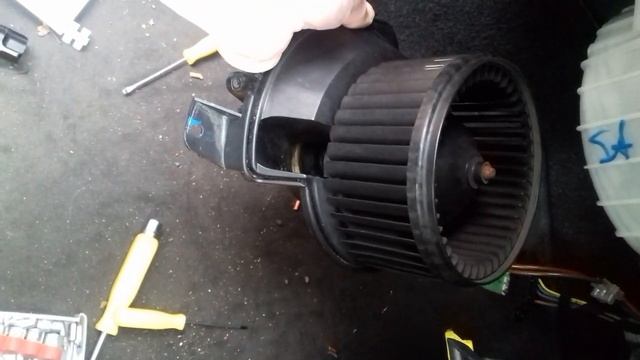 Corsa fan heater- weird fault