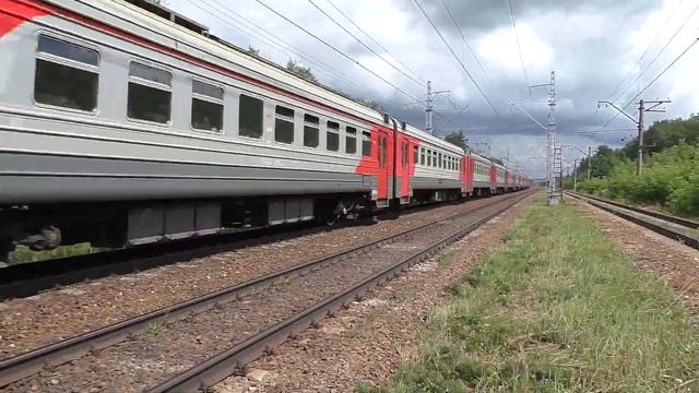 Электропоезд ЭД4М-0356 (головные вагоны)/ЭД4М-0349 (ТЧ-4) пригородный поезд №6913 Петушки - Москва. смотреть онлайн