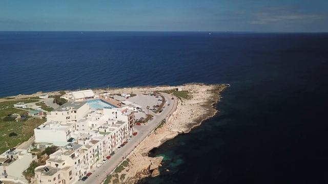 Marsaskala - MALTA panoramic view from the air - 4K смотреть онлайн