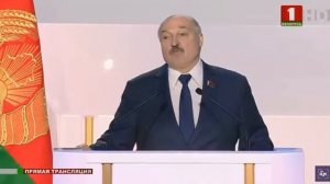 ЛУКАШЕНКО О КОРОНАВИРУСЕ: АЛКАШЕЙ МЕНЬШЕ БОЛЕЕТ,  рюмочку не больше пить надо... ПИТЬ НАДО СКАЗАЛ О