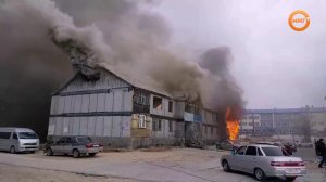 В Ноябрьске на Изыскателей произошел пожар в расселенном доме