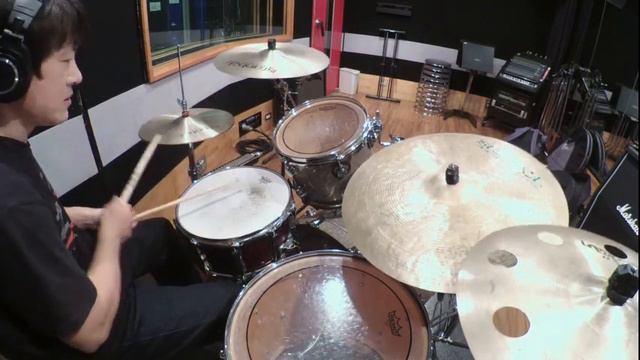 RAIN BLUES ドラムのみ смотреть онлайн