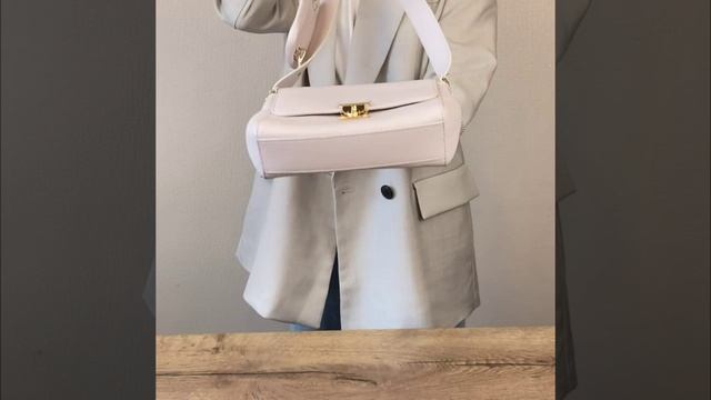 17945-133 FABRETTI Сумка жен. нат. кожа 