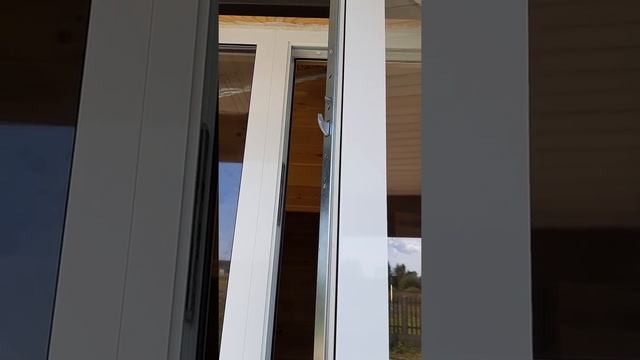 Многозапорный замок на алюминиевой двери. смотреть онлайн