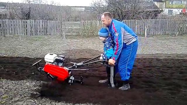 Мотоблок Кубанец МБ-900 смотреть онлайн