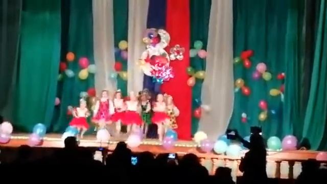 Танец "Веселая полька" руководитель Игнатенко Л.П. смотреть онлайн