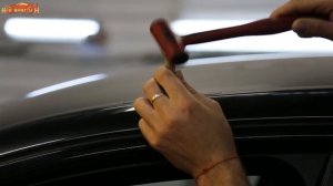 Пример удаления вмятины без покраски, на стойке автомобиля!