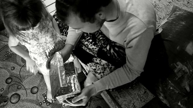 "коробка поцелуев".режиссер Болдырев Р смотреть онлайн