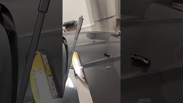 Ford Escape 2013 Wiper Blade Replacement with Rain X AdvantEdge wiper blades смотреть онлайн