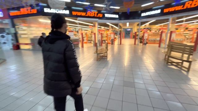 Один день с iPhone 13 и стабиком Zhiyun Smooth Q3 (Лайв видео) смотреть онлайн