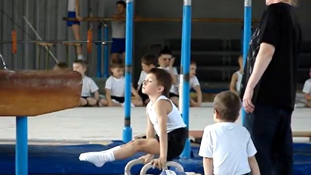 Ugolok.MPG смотреть онлайн