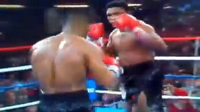 Майк Тайсон побил очередной рекорд в мире бокса смотреть онлайн