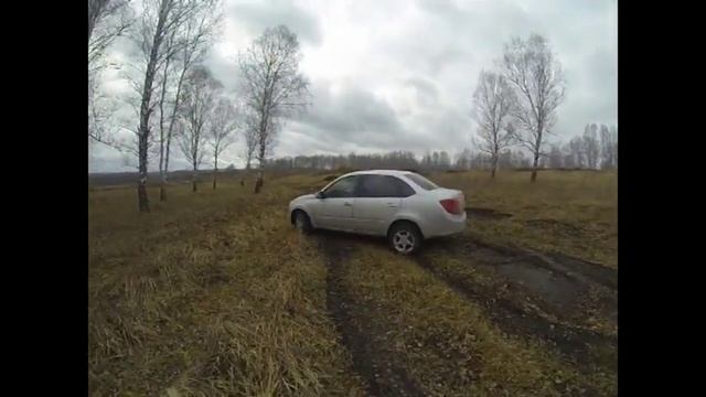 Лада Гранта на пневме по лесу смотреть онлайн