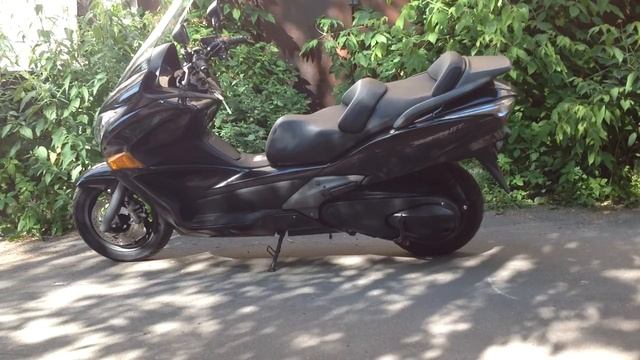 Honda Silver Wing GT смотреть онлайн