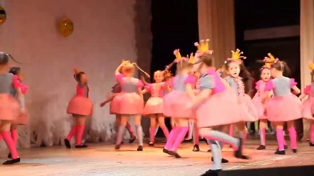 Танец Принцесс - Катерина Баранова (Панда) смотреть онлайн