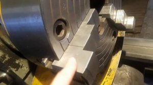 Токарные хитрости."Сережки" за место выточек.