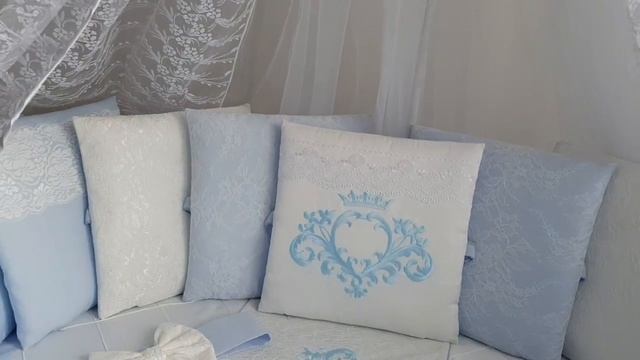 Набор в круглую и овальную кроватку "Vinsent" смотреть онлайн