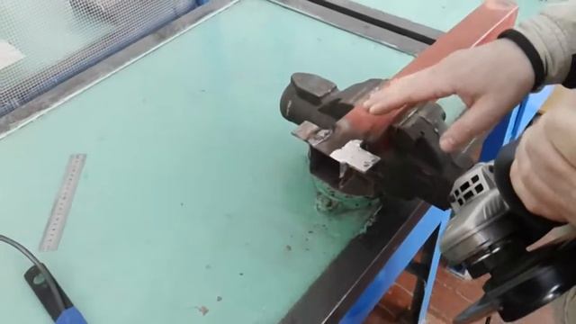 Обзор и тест УШМ Makita 9555HN смотреть онлайн