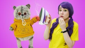 Кот Дымок и утюг - Веселое видео с игрушками для детей - Шоу про кота Дымка