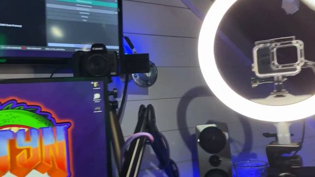 The BEST Camera for Streaming on TWITCH and YOUTUBE in 2022 смотреть онлайн